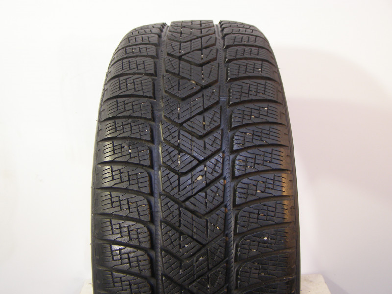 Pirelli Scorpion Winter tyre