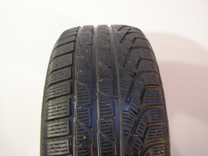 Pirelli Sottozero II tyre