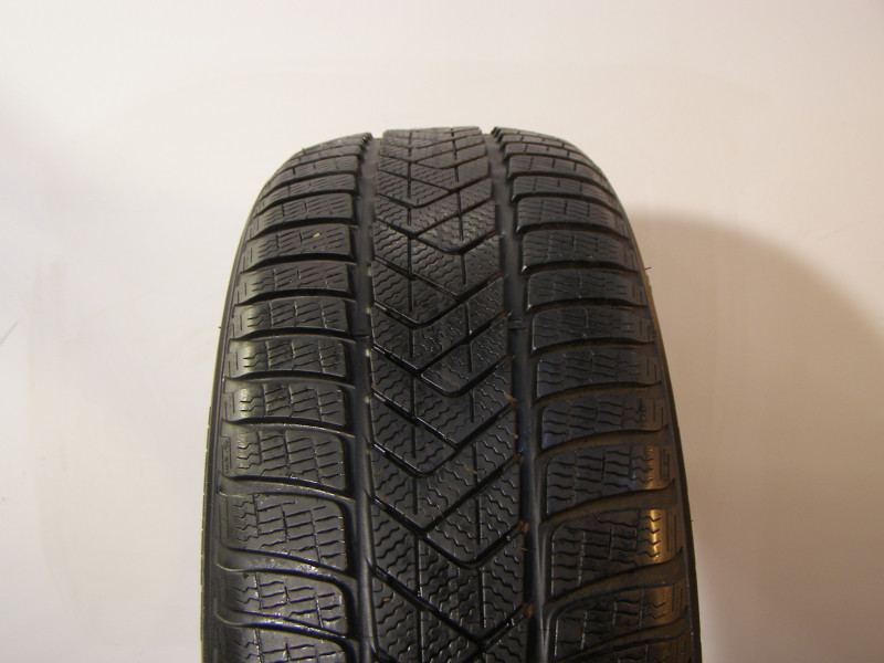 Pirelli Sottozero 3 tyre