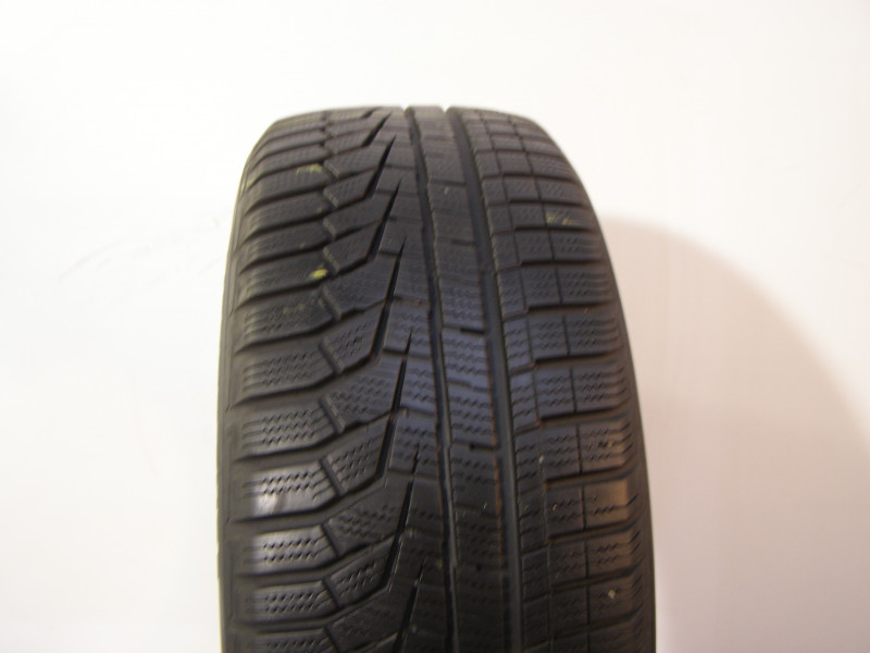 Hankook W320 tyre