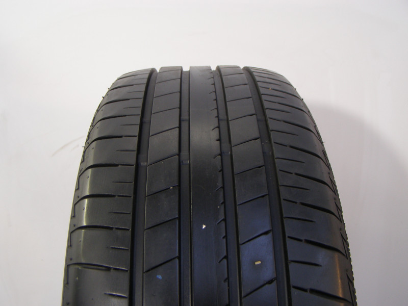 Bridgestone T005A tyre