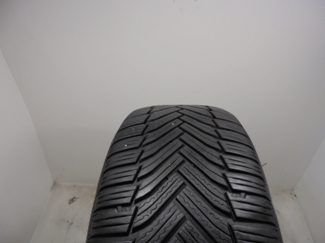 Michelin Alpin 6 tyre