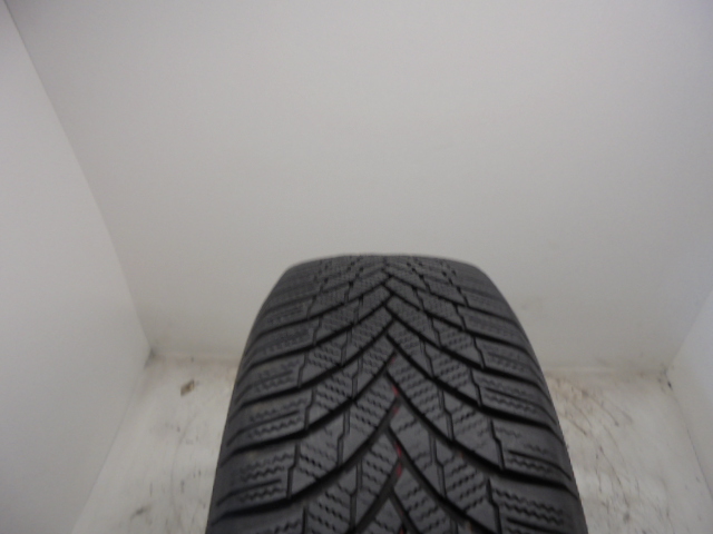 Firestone Winterhawk 4 tyre