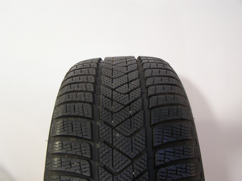 Pirelli Sottozero 3 tyre