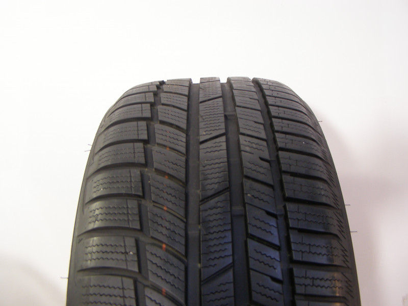 Toyo S954 tyre