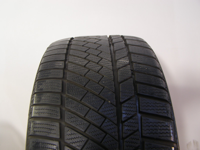 Continental TS830P tyre