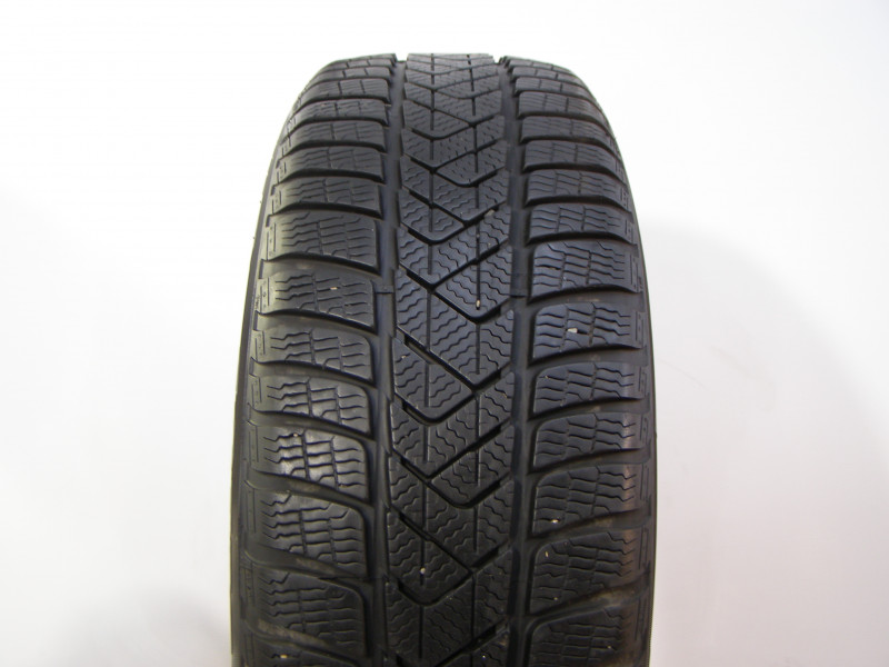 Pirelli Sottozero 3 tyre