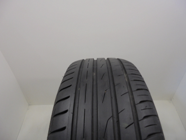 Toyo CF2 tyre