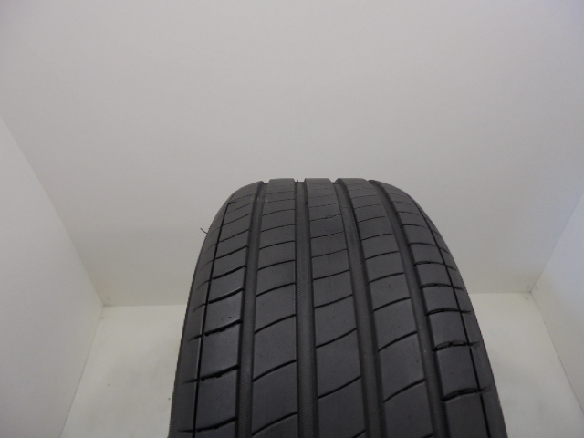 Michelin Primacy 4 tyre