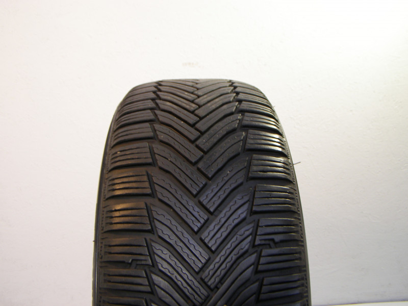 Michelin Alpin 6 tyre