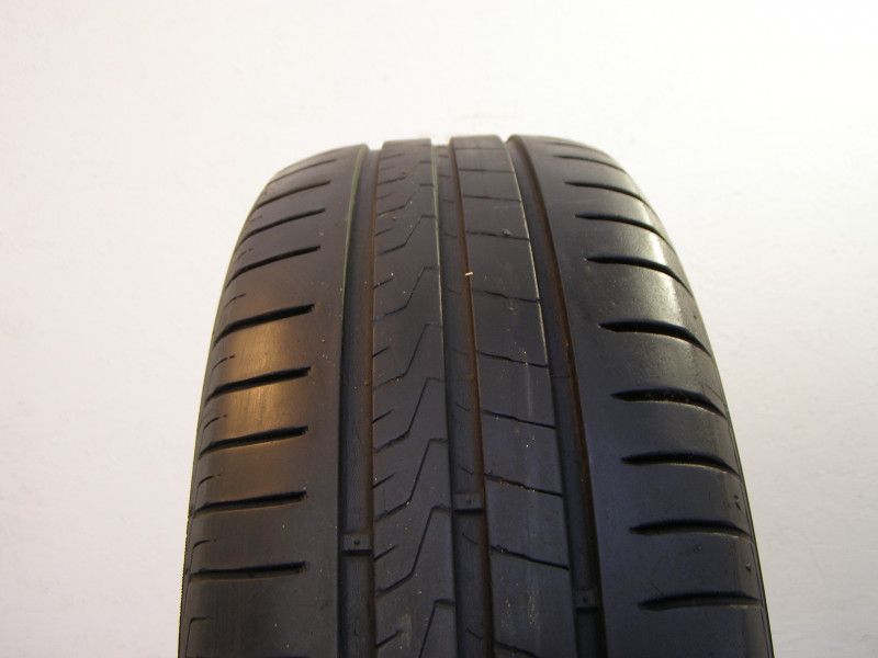 Hankook K435 Kinergy Eco2 tyre