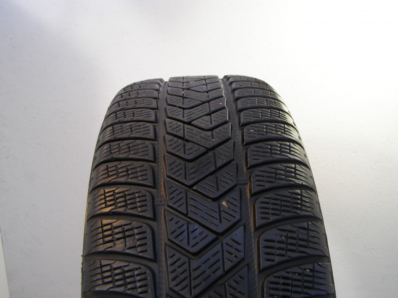 Pirelli Scorpion Winter tyre