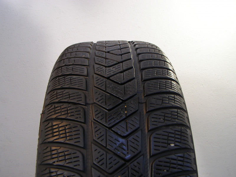 Pirelli Scorpion Winter tyre