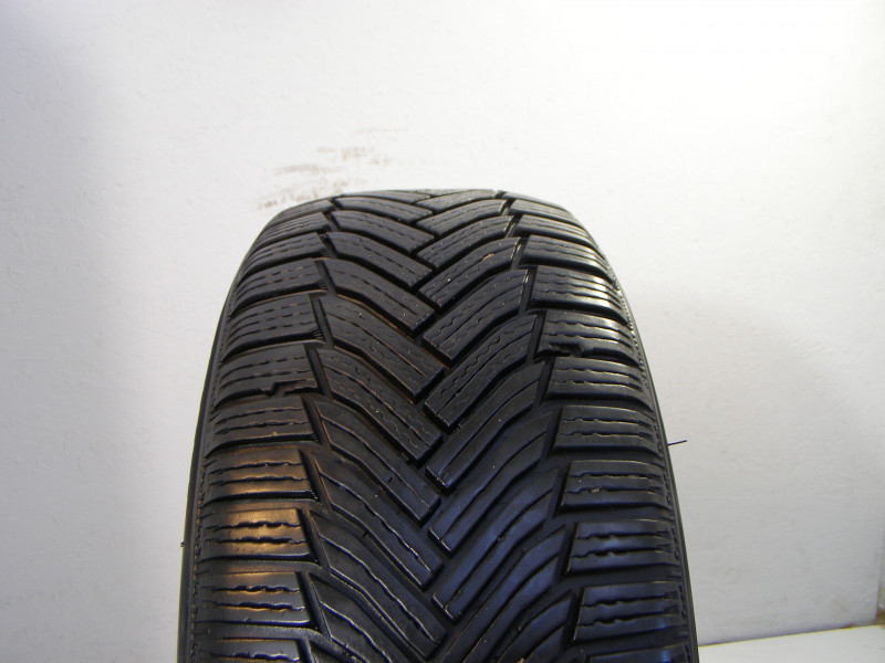 Michelin Alpin 6 tyre