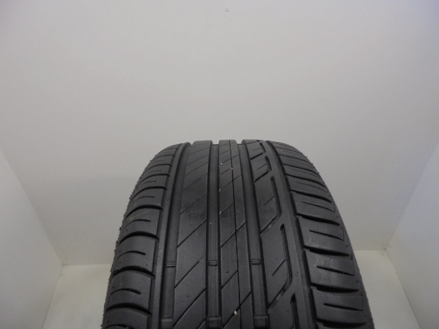 Bridgestone T001 tyre