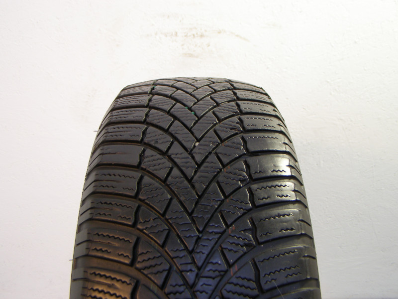 Bridgestone LM005 tyre