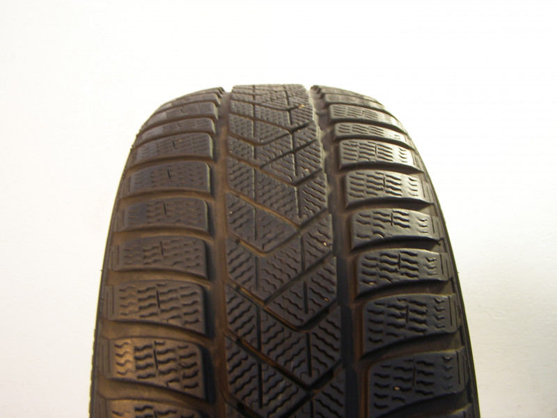 Pirelli Sottozero 3 tyre