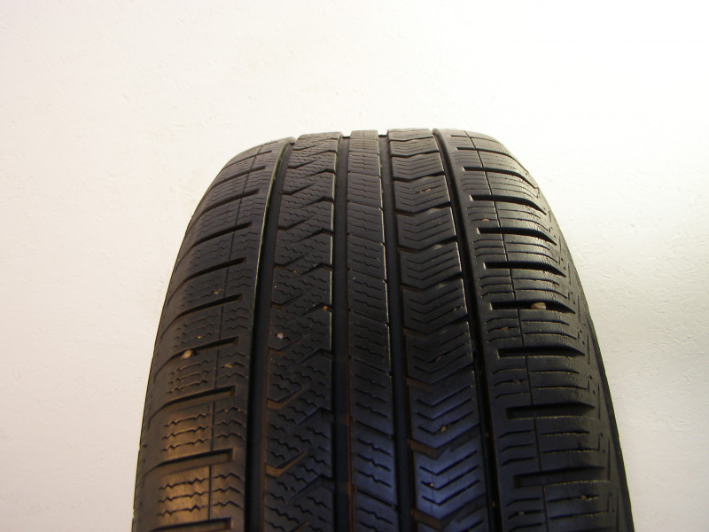 Vredestein Quatrac 5 tyre