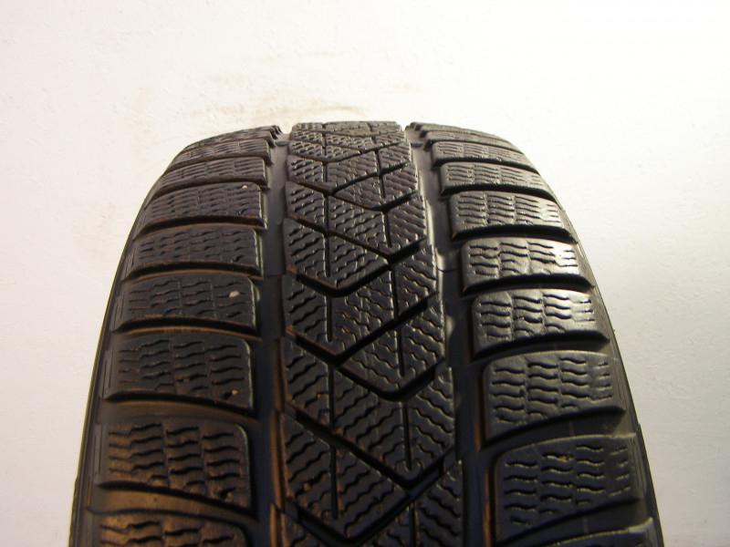 Pirelli Sottozero 3 RFT tyre