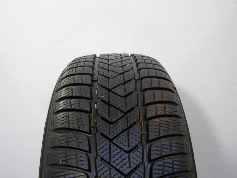 Pirelli Sottozero 3 RFT tyre