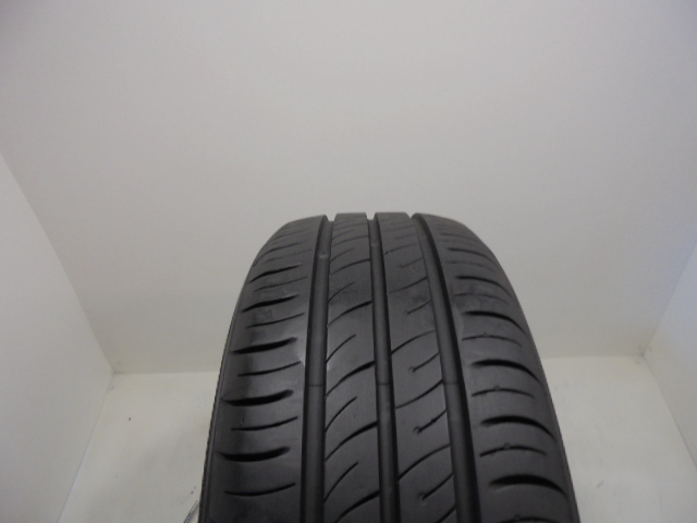 Kumho ES01 tyre