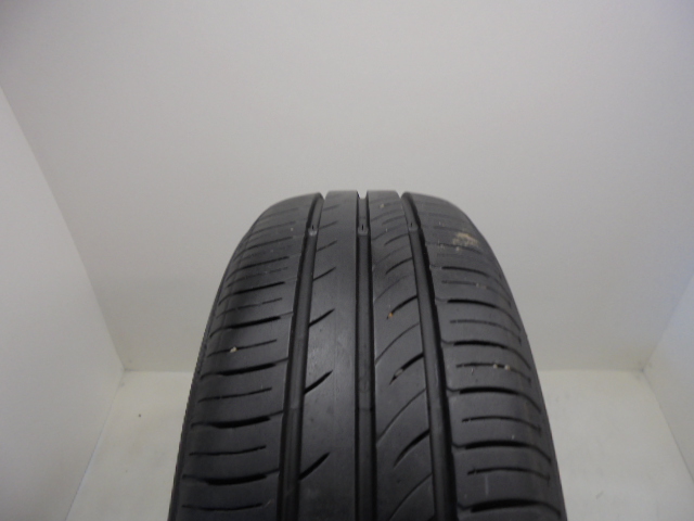 Kumho ES31 tyre