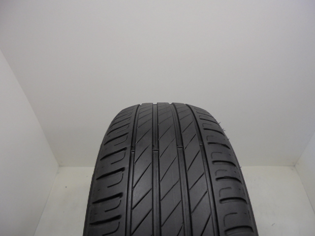 Kleber Dynaxer HP4 tyre