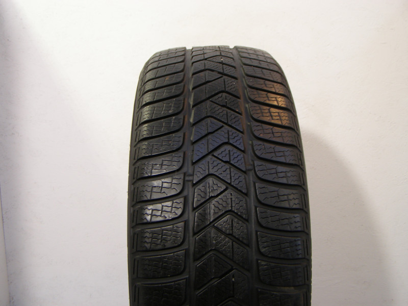 Pirelli Sottozero 3 tyre