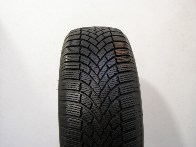 Bridgestone LM005 tyre