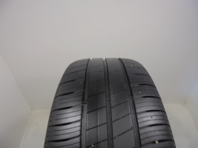 Goodyear Efficientgrip Performance tyre