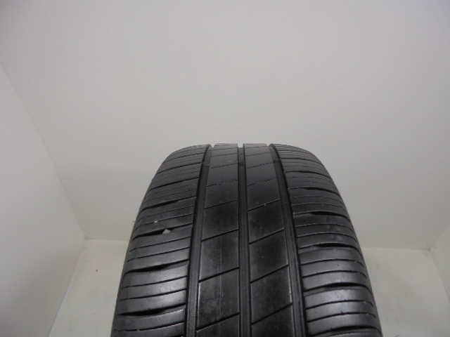 Goodyear Efficientgrip Performance tyre