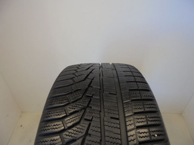 Hankook W320 Winter Icept Evo2 tyre