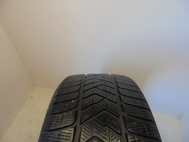 Pirelli Scorpion Winter tyre