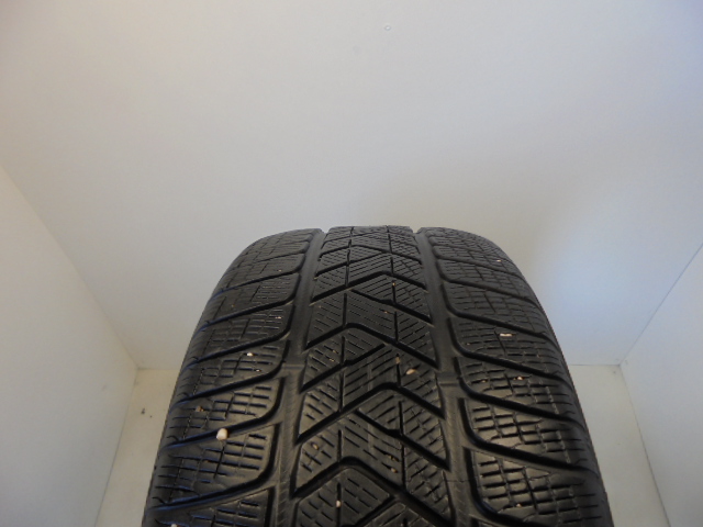 Pirelli Scorpion Winter tyre