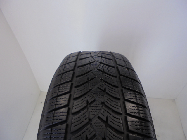 Goodyear Ultragrip Performance+ tyre