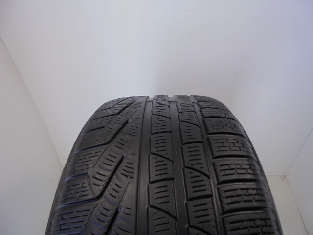 Pirelli Sottozero II tyre