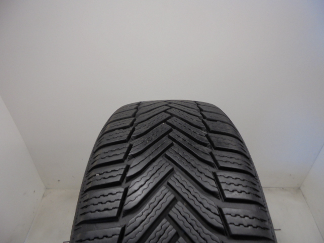 Michelin Alpin 6 tyre