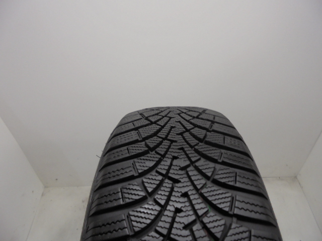 Goodyear Ultragrip 9+ tyre