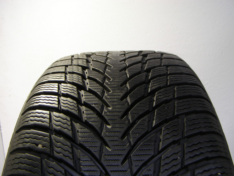 Nokian WR Snowproof P tyre