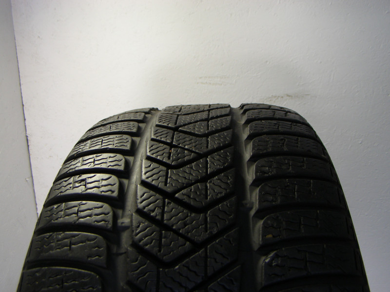 Pirelli Sottozero 3 tyre