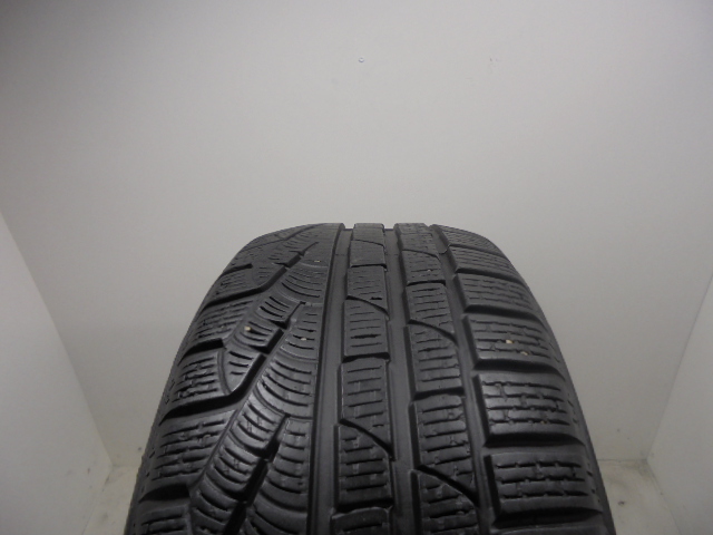 Pirelli Sottozero II tyre