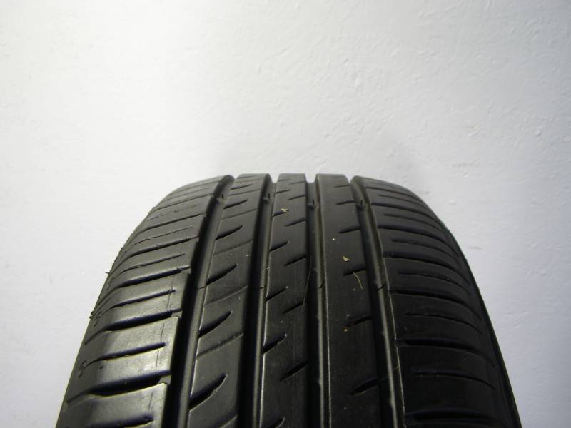 Kumho ES31 Ecowing tyre