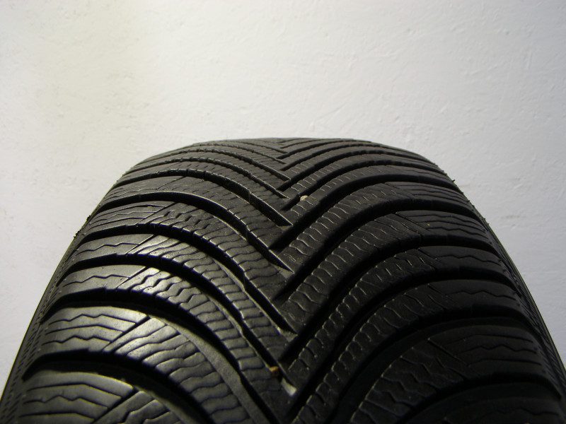 Michelin Alpin 5 tyre