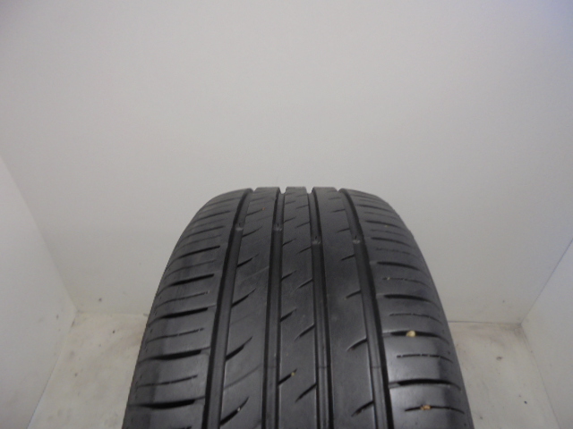 Kumho ES31 Ecowing tyre