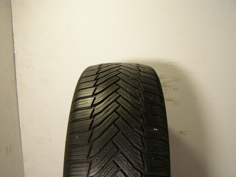 Michelin Alpin 6 tyre