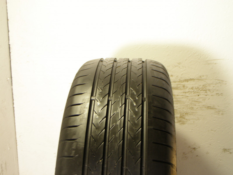 Continental Ecocontact 6 tyre