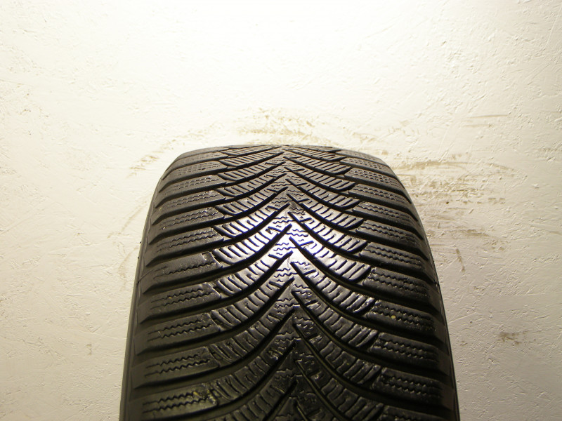 Hankook W452 Winter icept RS2 tyre