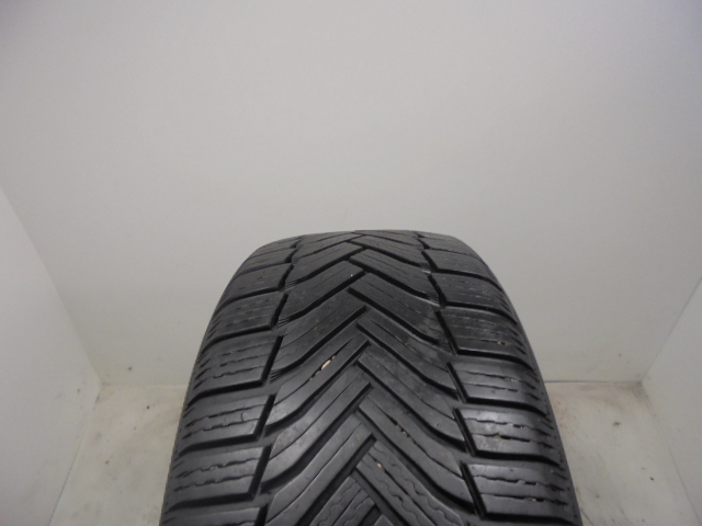 Michelin Alpin 6 tyre