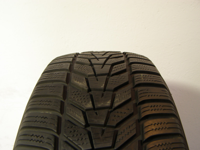 Hankook W330A I'cept EVO3 tyre