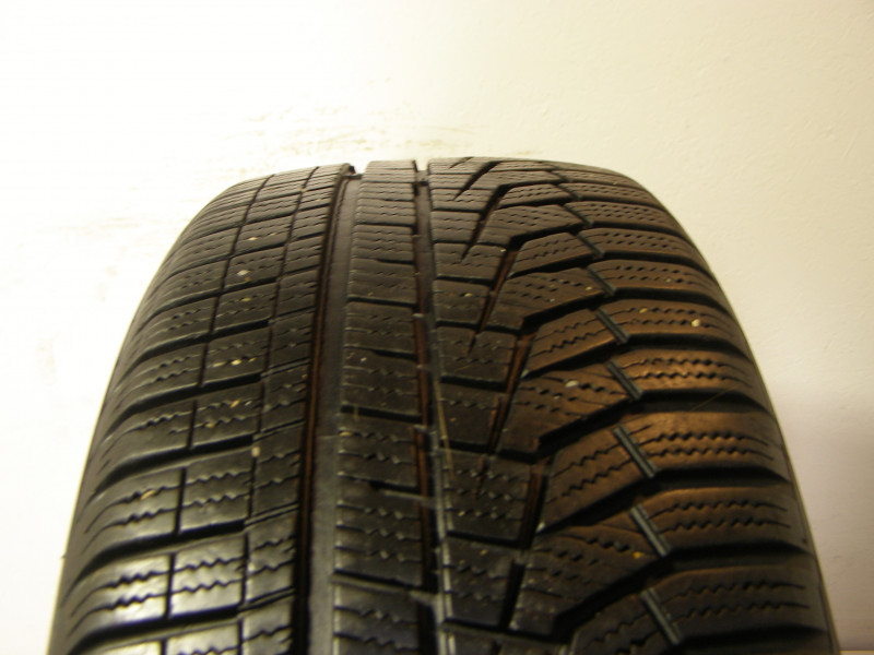 Hankook W320 Winter Icept Evo2 tyre